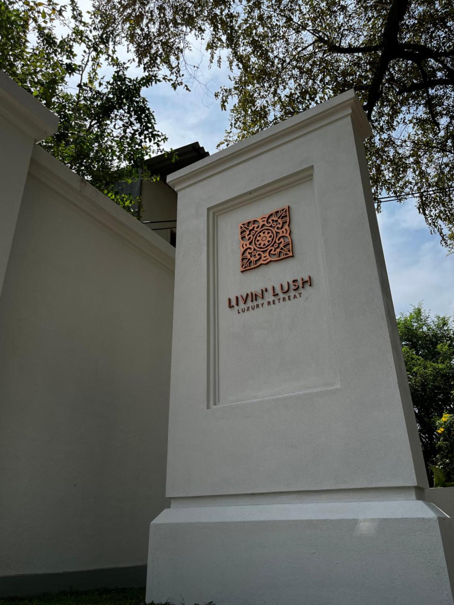 Hotel Livin Lush Luxury Retreat Anuradhapura Esterno foto