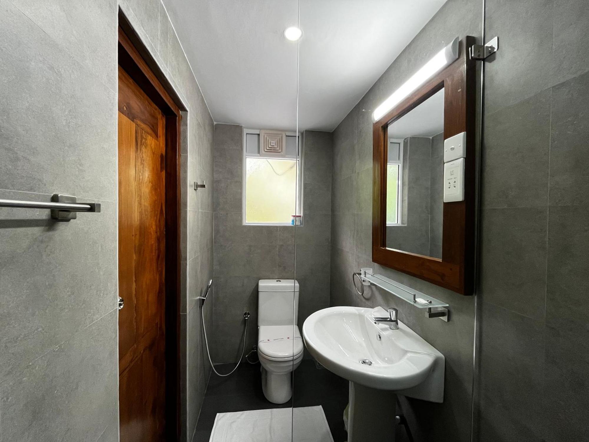 Hotel Livin Lush Luxury Retreat Anuradhapura Esterno foto