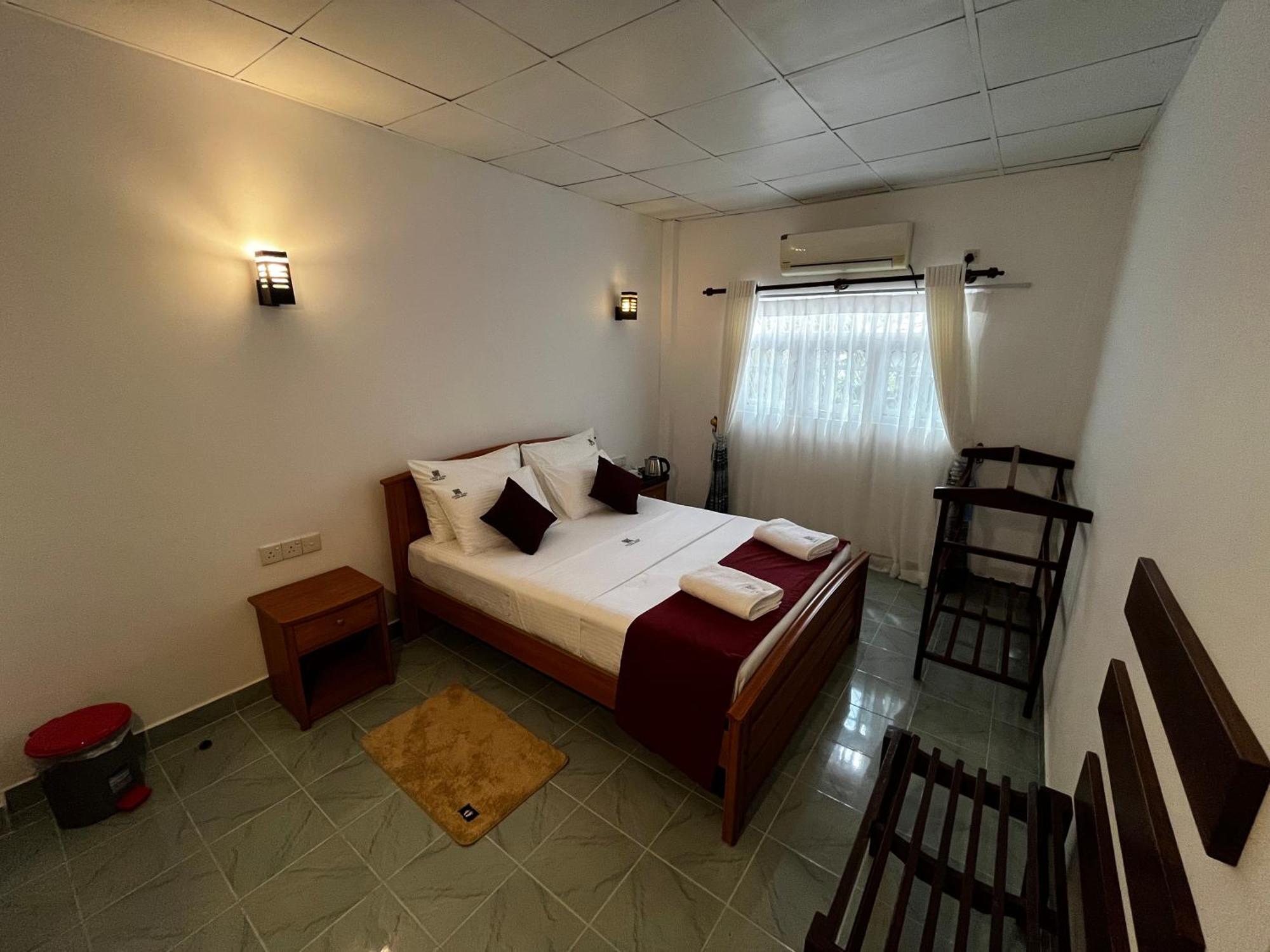 Hotel Livin Lush Luxury Retreat Anuradhapura Esterno foto